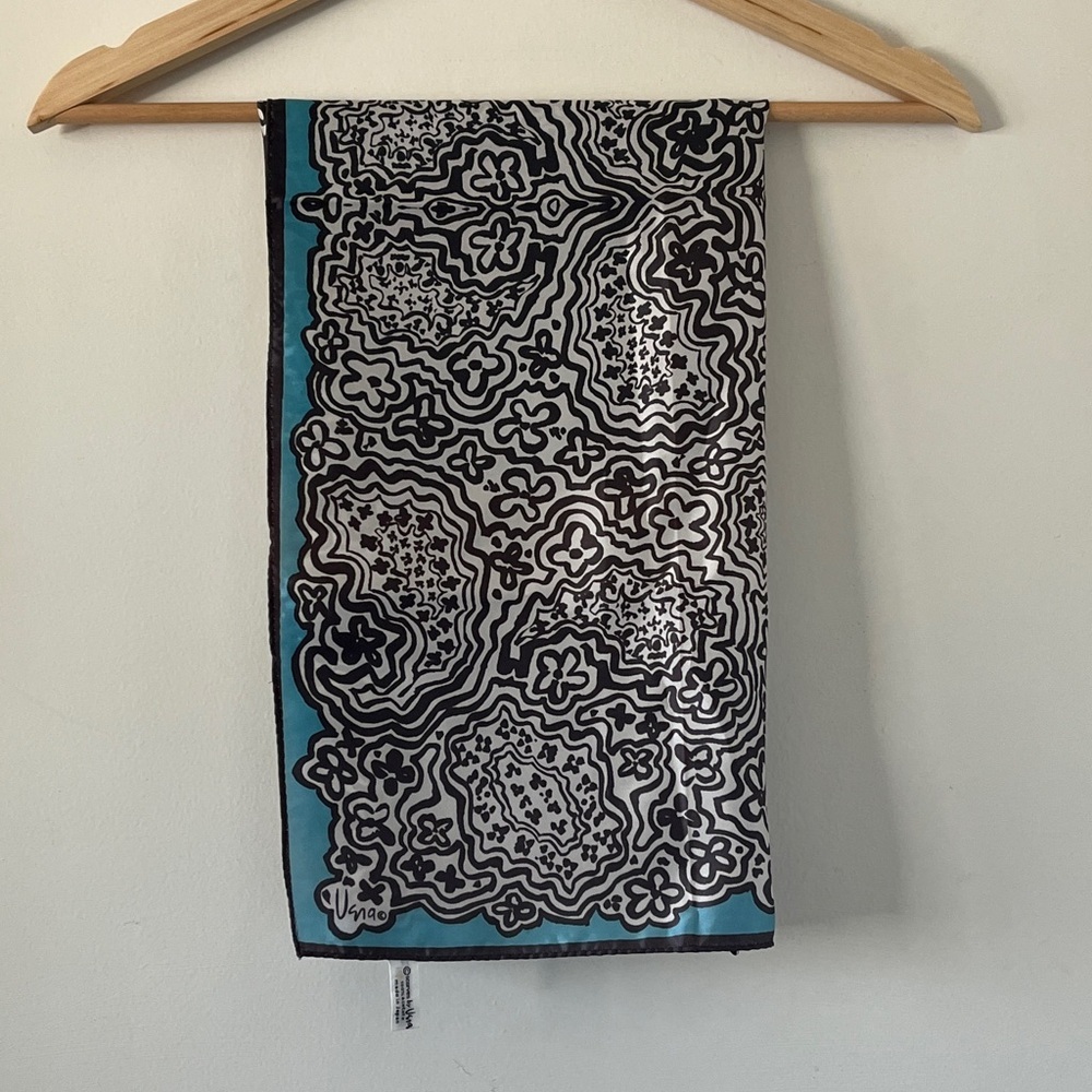Vintage Vera Neumann 26x26 Acetate Scarf Blue Navy White Mod Abstract Square